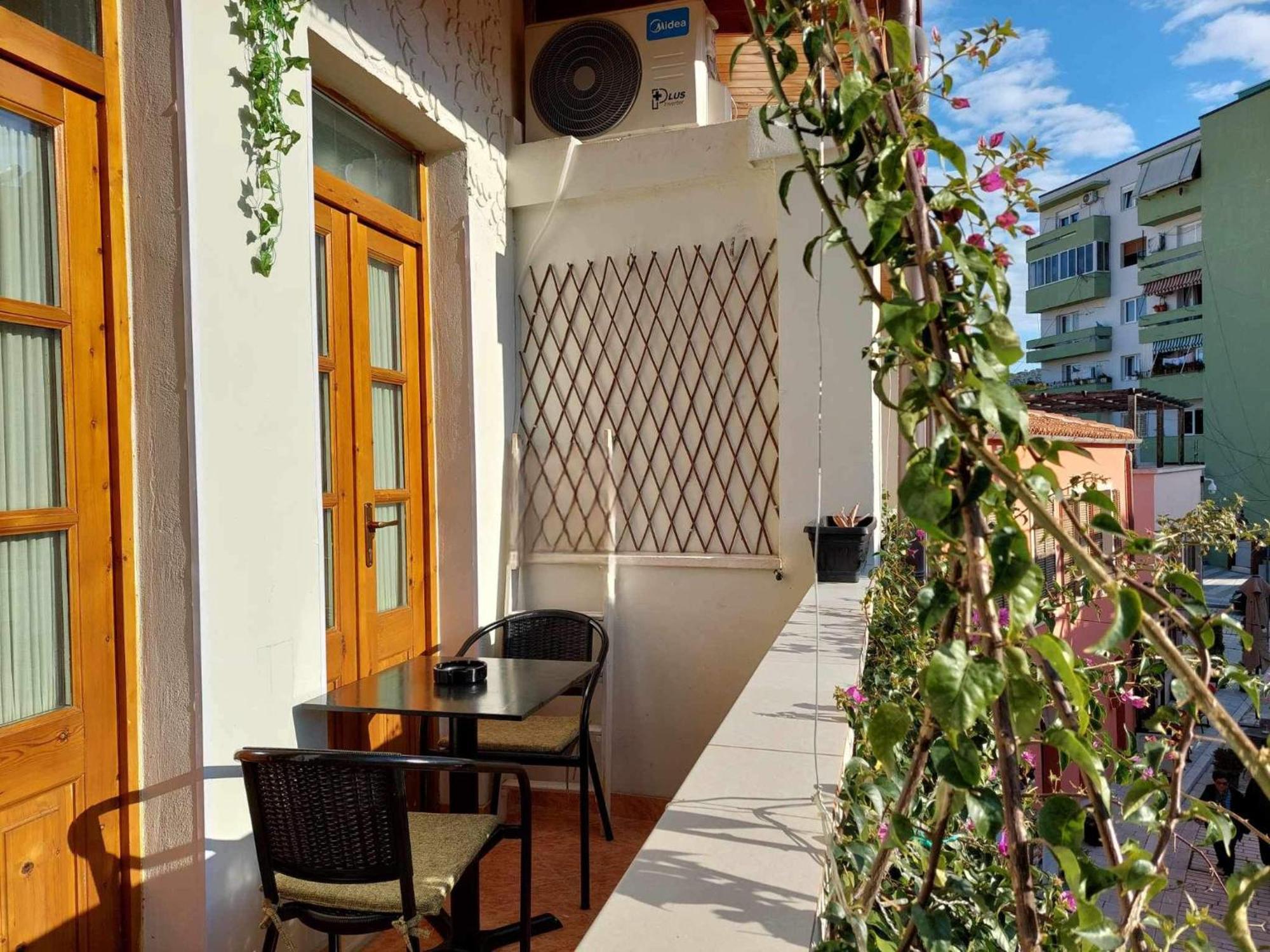 Godard Apartments Vlore Bagian luar foto